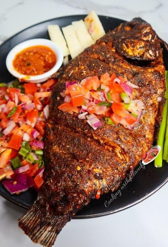 WHOLE FISH GRILLED WITH CHIPS